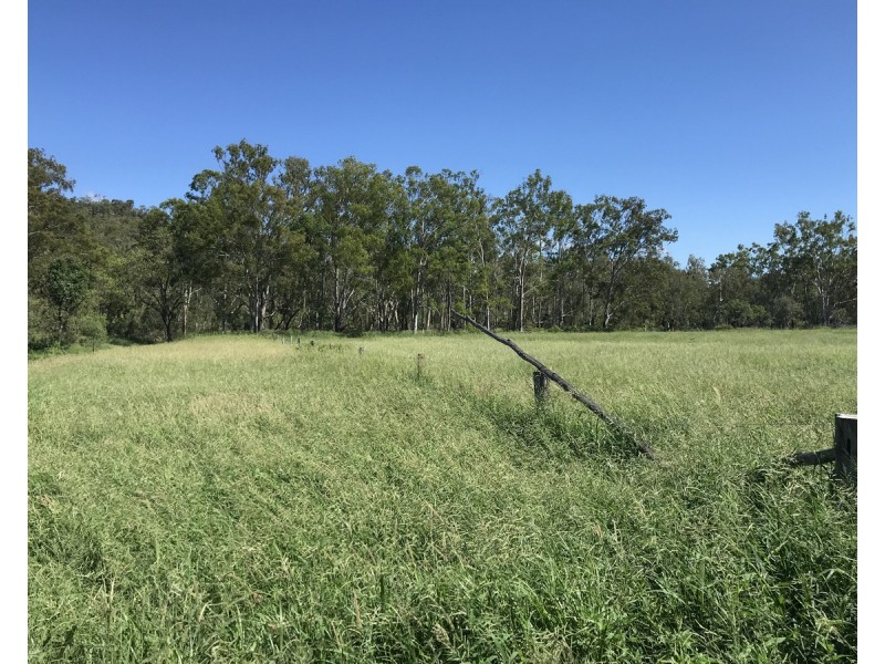 307 Connors Road, Stanwell QLD 4702