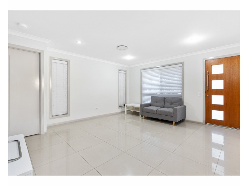1/45 Edward Street, Berserker QLD 4701
