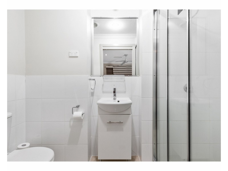 1/45 Edward Street, Berserker QLD 4701