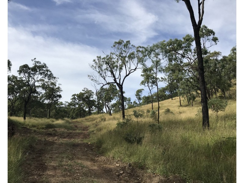 494 Yeppoon Road, Limestone Creek QLD 4701