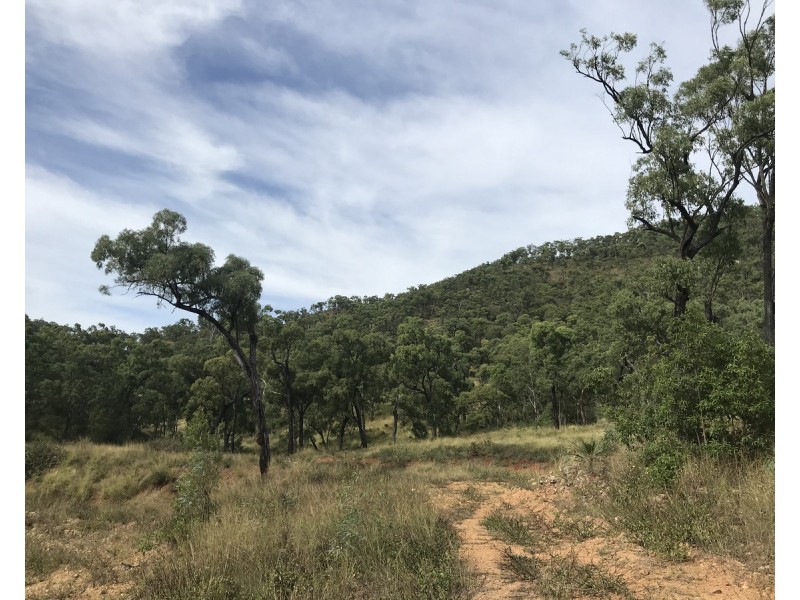 494 Yeppoon Road, Limestone Creek QLD 4701