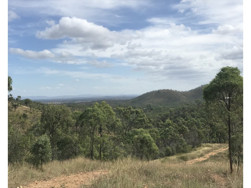 494 Yeppoon Road, Limestone Creek QLD 4701