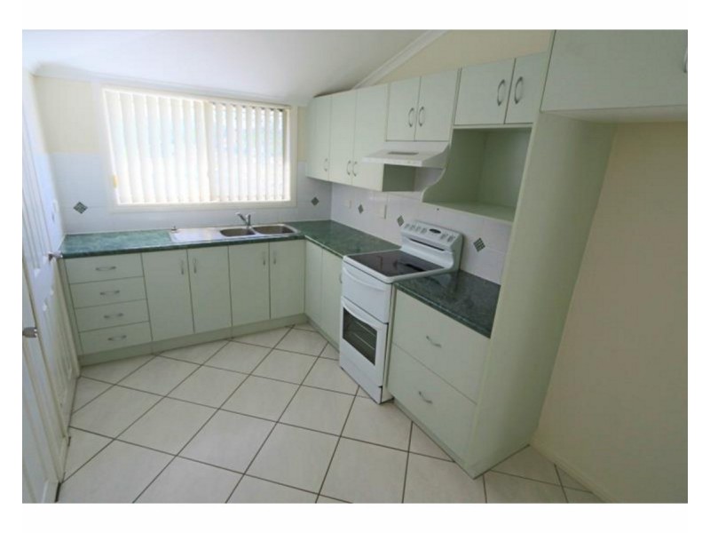 35 Dean Street, Berserker QLD 4701