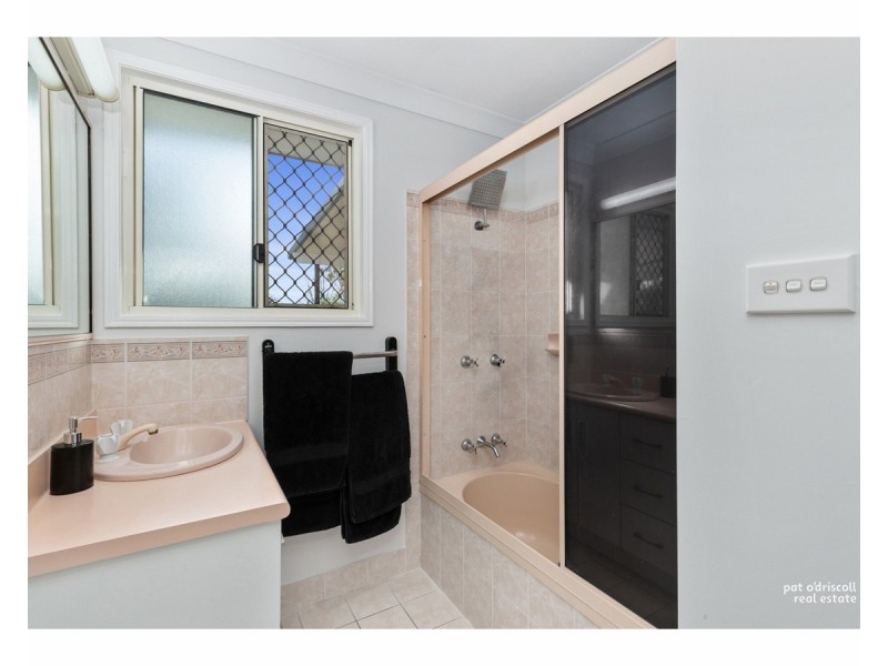 31 Bondeson Drive, Parkhurst QLD 4702