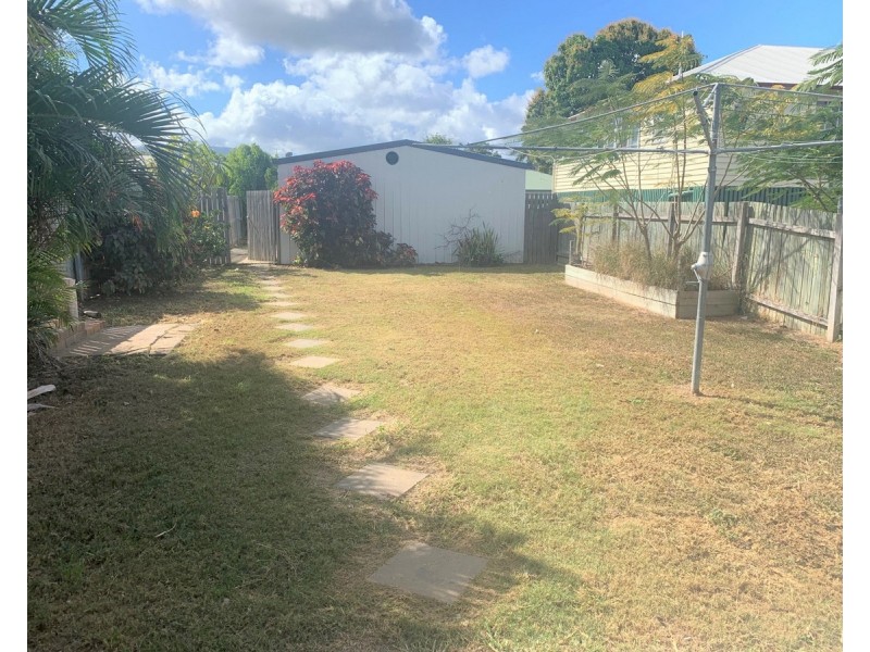 313 Bolsover Street, Depot Hill QLD 4700