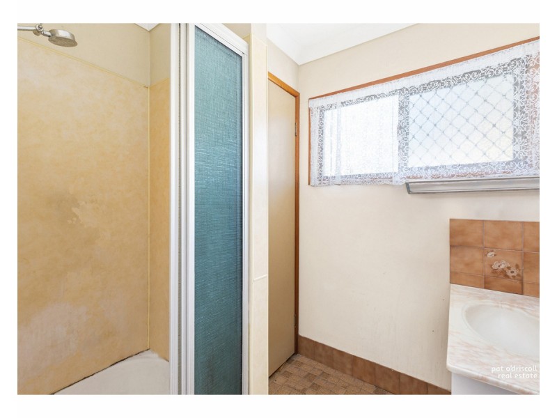 1 & 2/29 Cant Street, Kawana QLD 4701