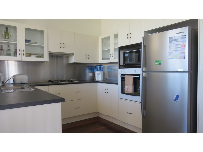 94 Caroline Street, The Range QLD 4700