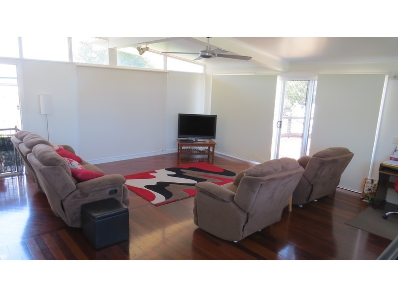 94 Caroline Street, The Range QLD 4700