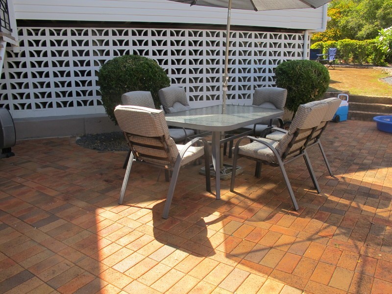 94 Caroline Street, The Range QLD 4700