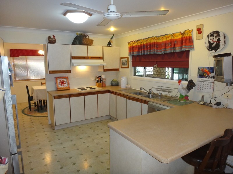 19 Goddard Street, Norman Gardens QLD 4701