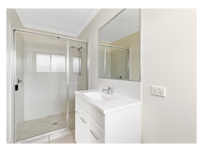 24 Vermont Drive, Parkhurst QLD 4702