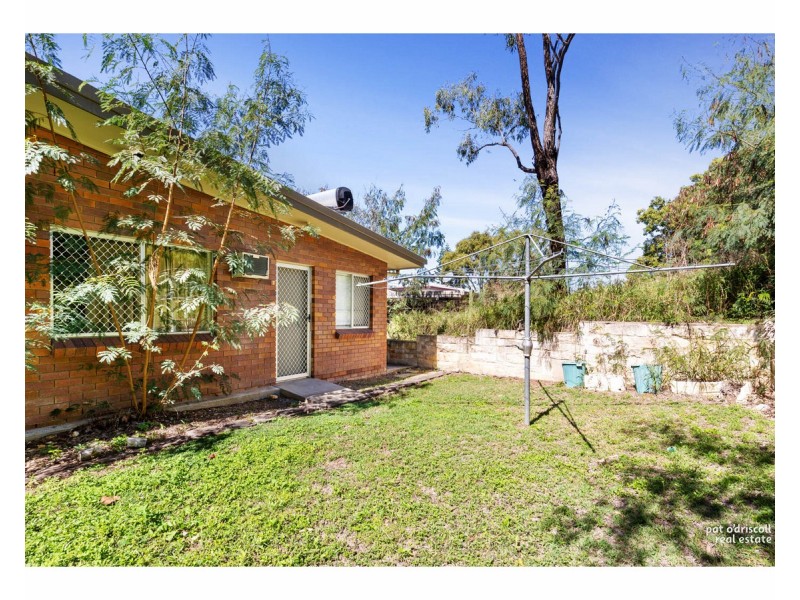 2/595 Ibis Avenue, Kawana QLD 4701