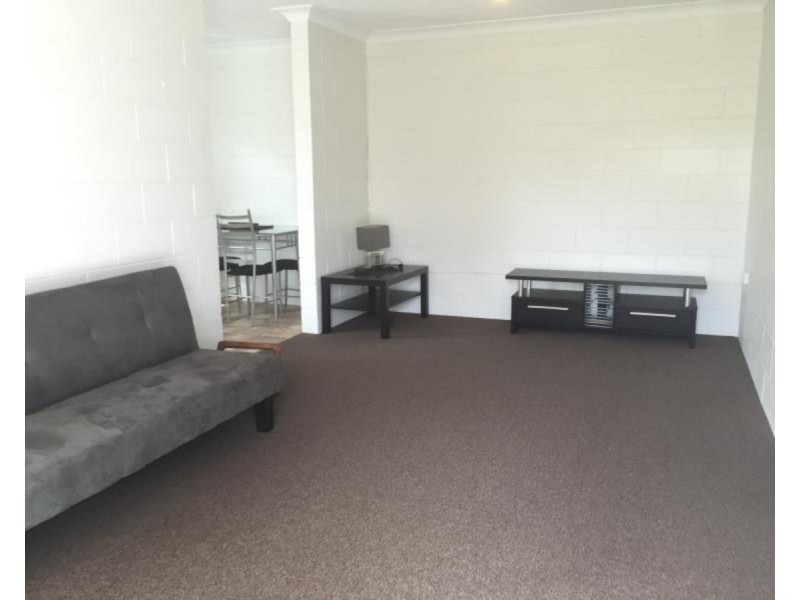 1/178 Baker Street, Koongal QLD 4701