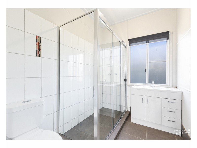 27 Spencer Street, The Range QLD 4700