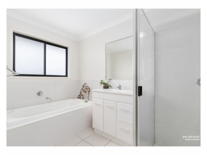 15 Vermont Drive, Parkhurst QLD 4702