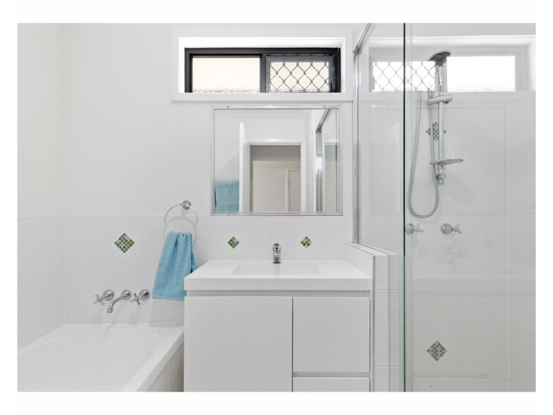 12 Rundle Street, Wandal QLD 4700