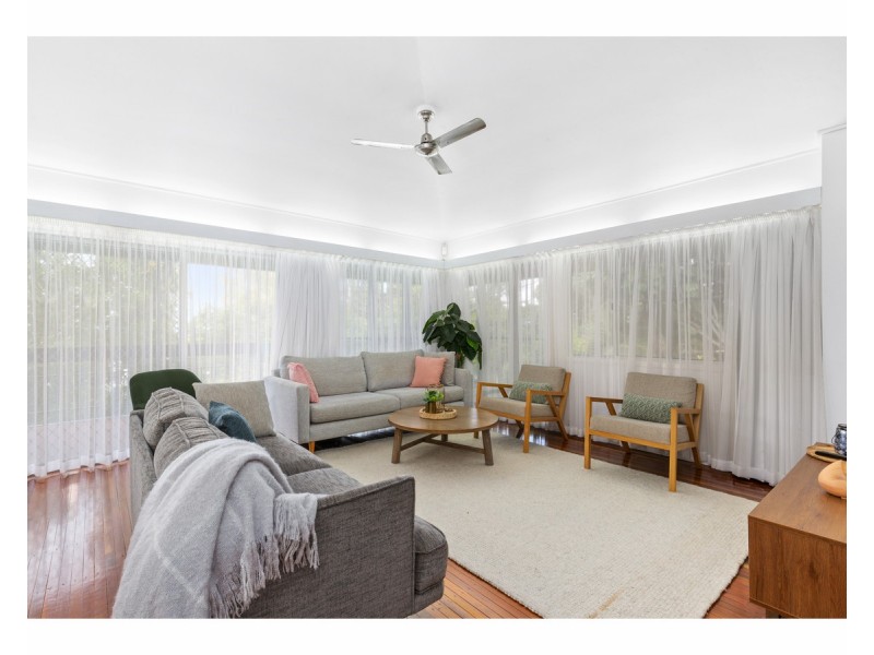 31 Queen Street, The Range QLD 4700