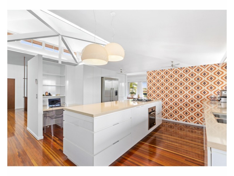 31 Queen Street, The Range QLD 4700