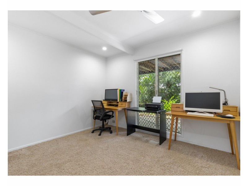 31 Queen Street, The Range QLD 4700