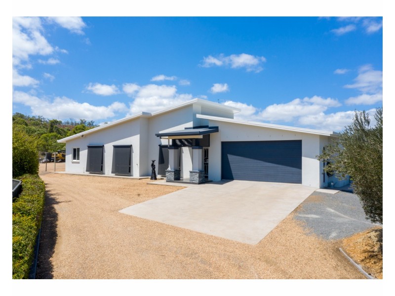 102 Grigg Road, Limestone Creek QLD 4701