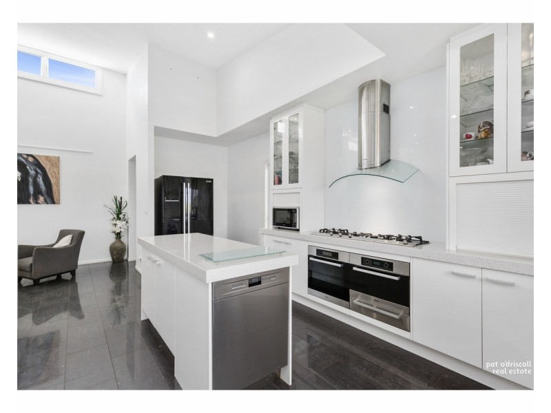 102 Grigg Road, Limestone Creek QLD 4701