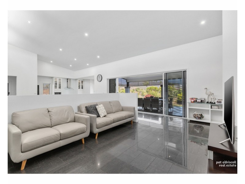 102 Grigg Road, Limestone Creek QLD 4701