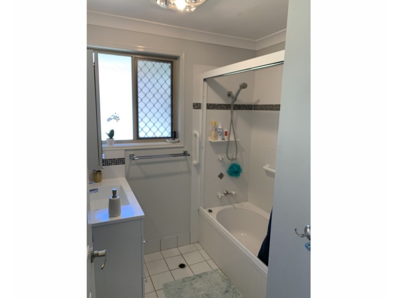 70 Bean Avenue, Parkhurst QLD 4702