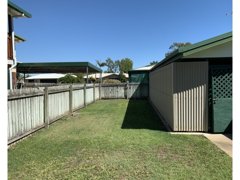 70 Bean Avenue, Parkhurst QLD 4702