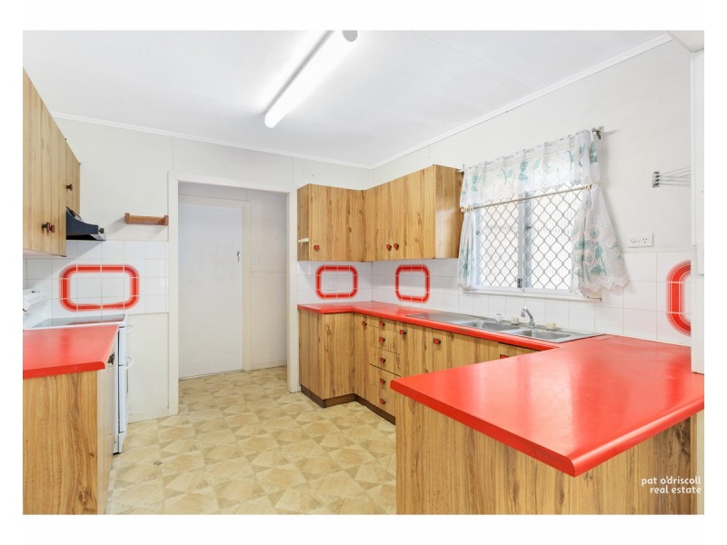 180 Main Street, Park Avenue QLD 4701