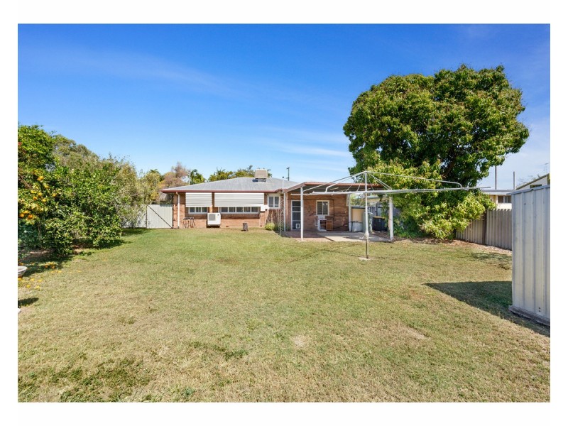 180 Main Street, Park Avenue QLD 4701