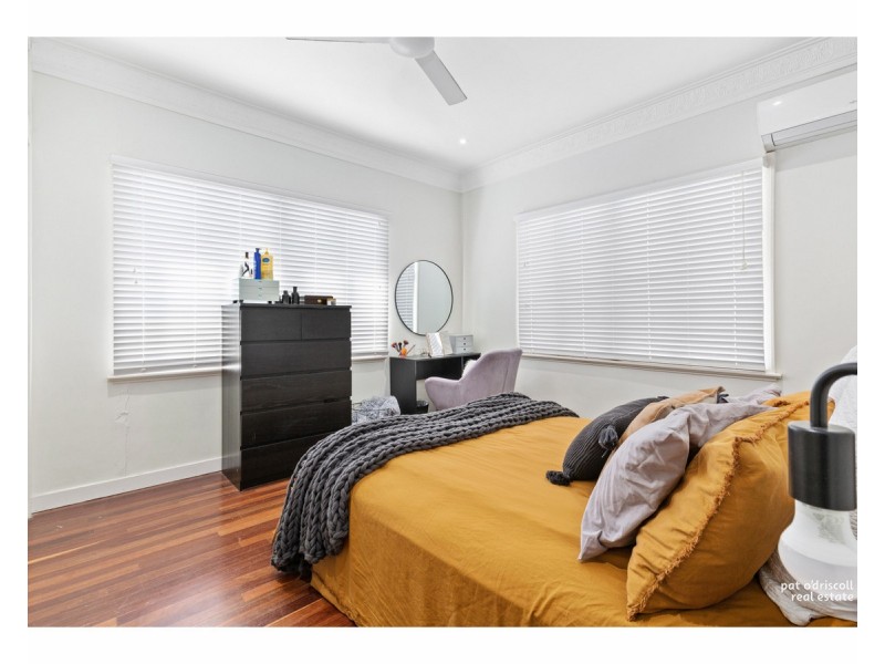 102 Davis Street, The Range QLD 4700