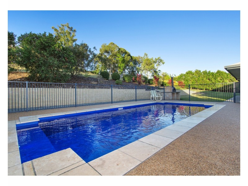 6-8 Kristie Drive, Rockyview QLD 4701