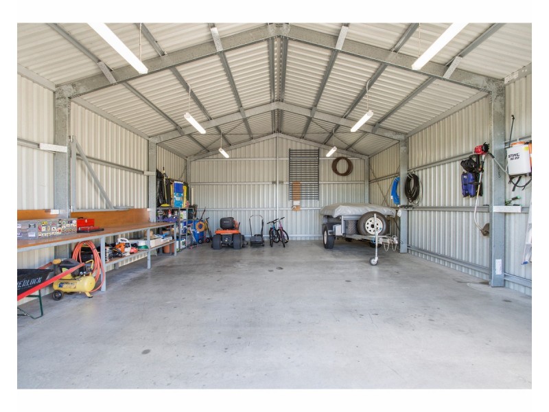 6-8 Kristie Drive, Rockyview QLD 4701