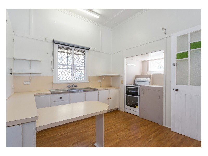 4 Craigilee Street, The Range QLD 4700