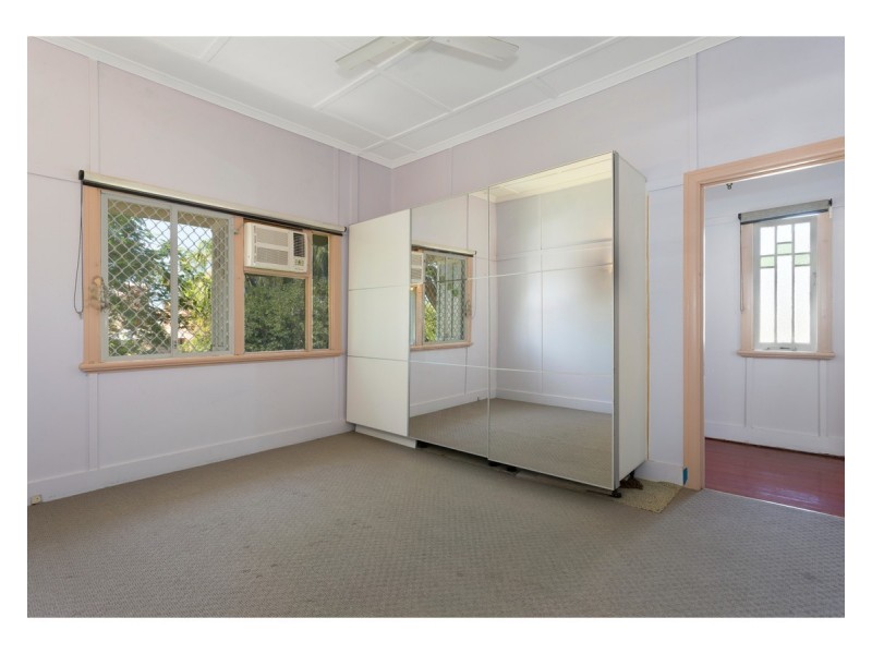 4 Craigilee Street, The Range QLD 4700