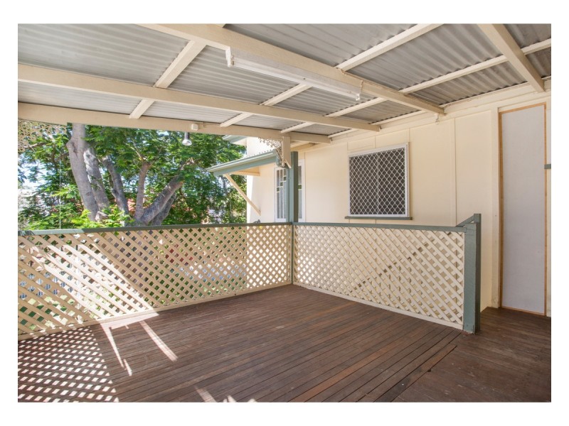 4 Craigilee Street, The Range QLD 4700