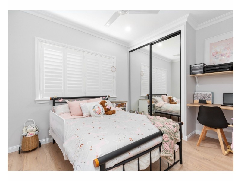 26 Bowen Terrace, The Range QLD 4700