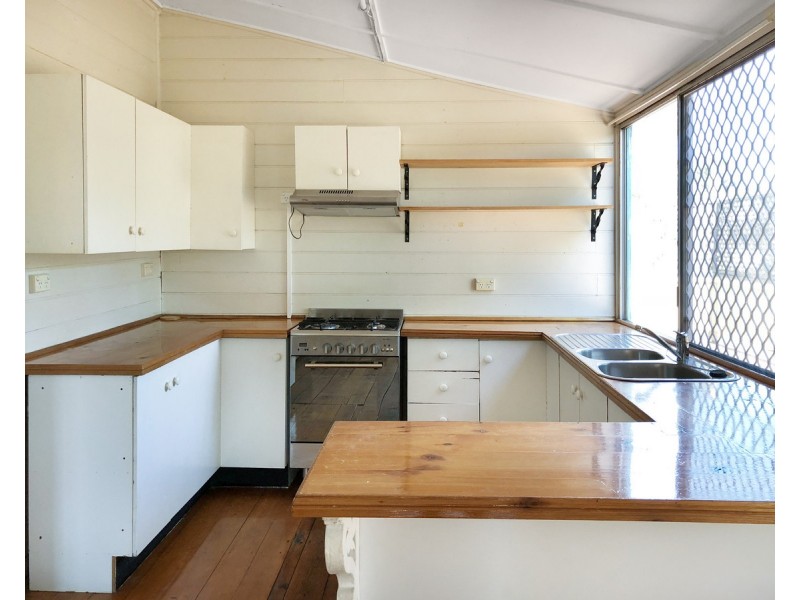 266 Murray Street, Allenstown QLD 4700