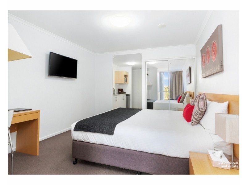 304 A & B/102-108 Victoria Parade, Rockhampton City QLD 4700