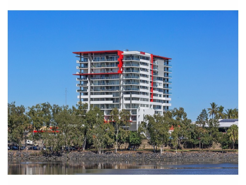 304 A & B/102-108 Victoria Parade, Rockhampton City QLD 4700