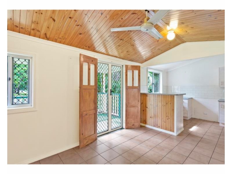 8 Spencer Street, The Range QLD 4700