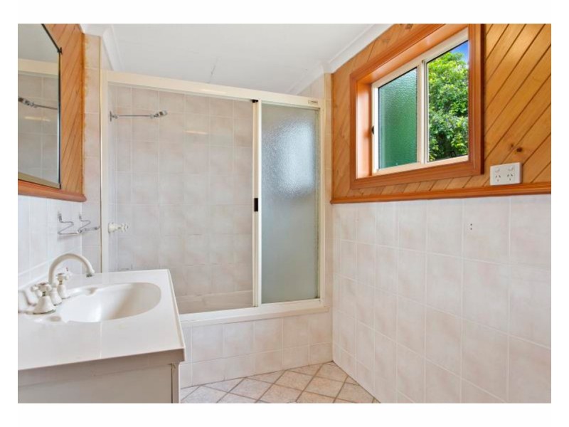 8 Spencer Street, The Range QLD 4700