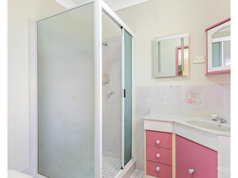 10 Hinton Street, Koongal QLD 4701