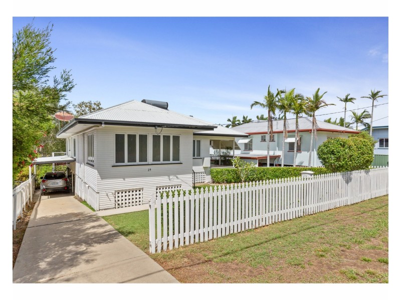 29 Blackall Street, The Range QLD 4700