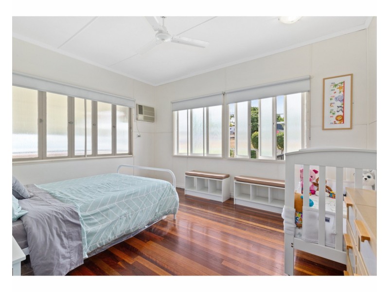 29 Blackall Street, The Range QLD 4700