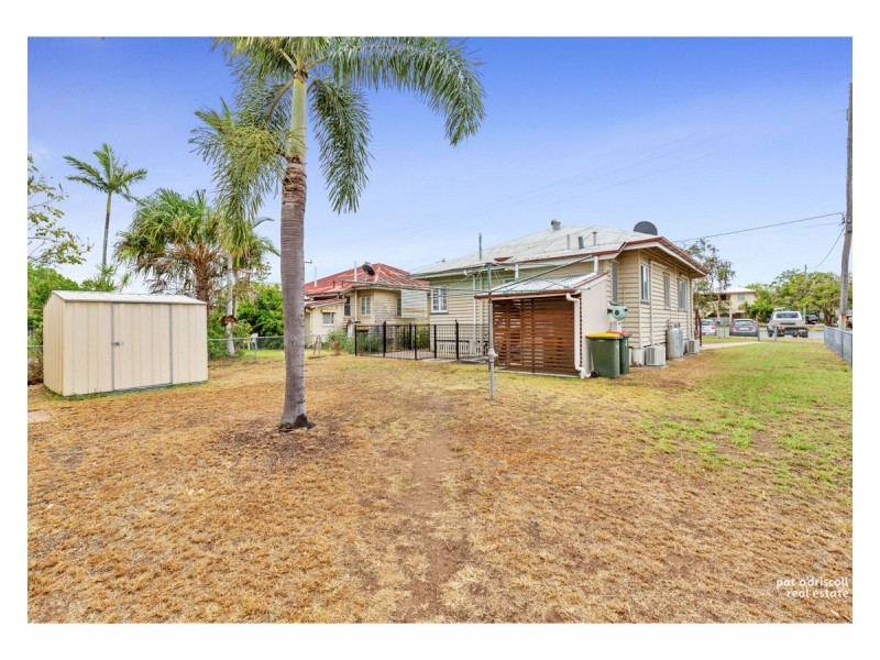 28 Cowap Street, Park Avenue QLD 4701