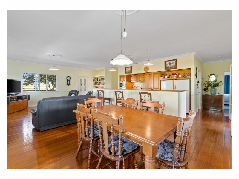 734 Gavial Gracemere Road, Gracemere QLD 4702