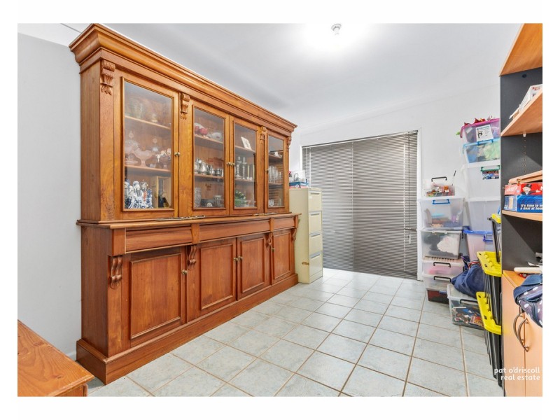 2 Renshaw Street, Park Avenue QLD 4701