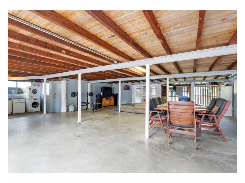 94 Davis Street, The Range QLD 4700