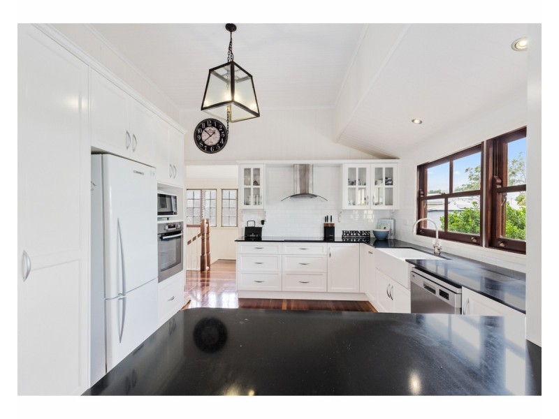 35 Brae Street, The Range QLD 4700